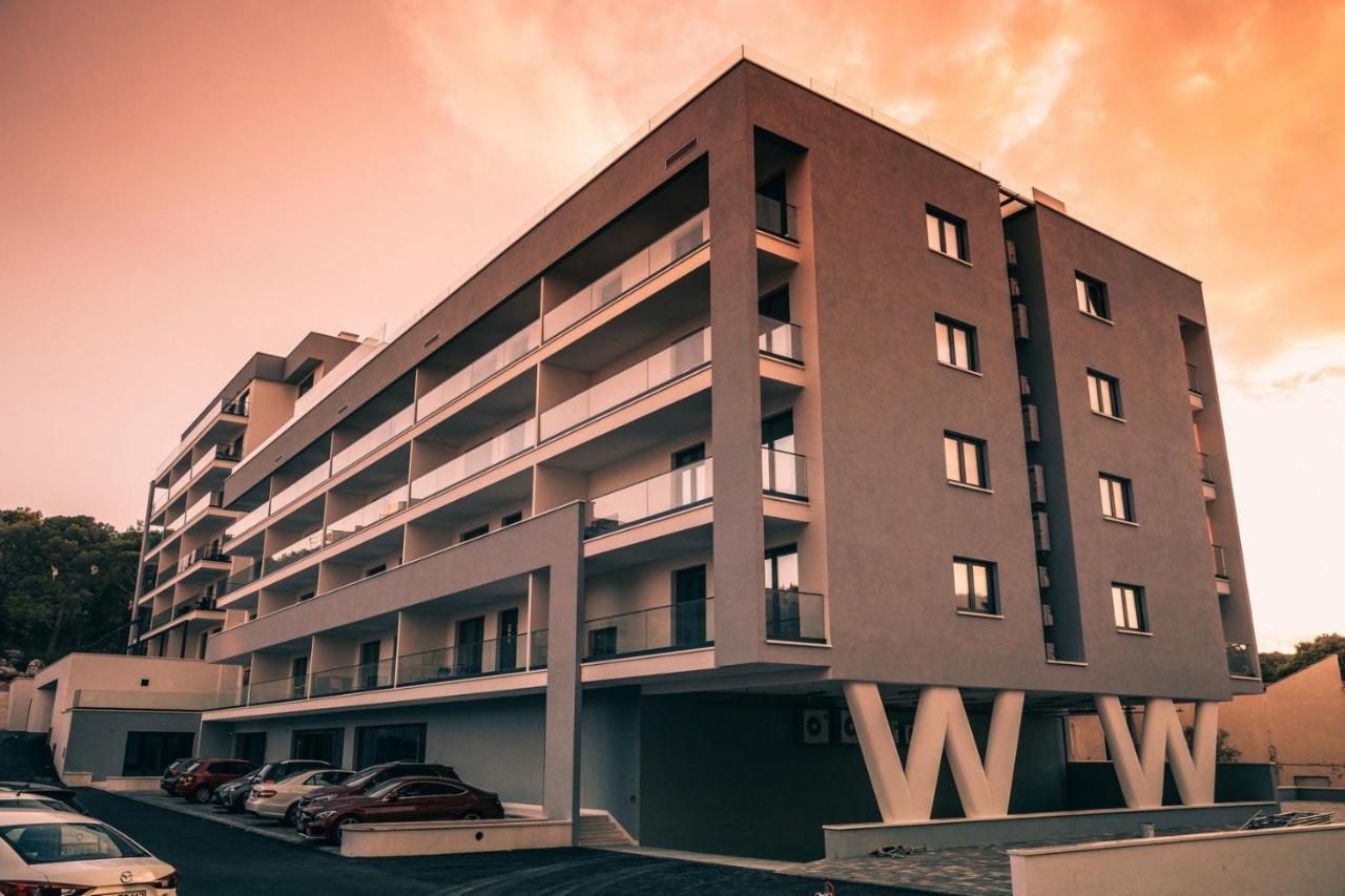 ماكارسكا Aparthotel Amfora Katy المظهر الخارجي الصورة